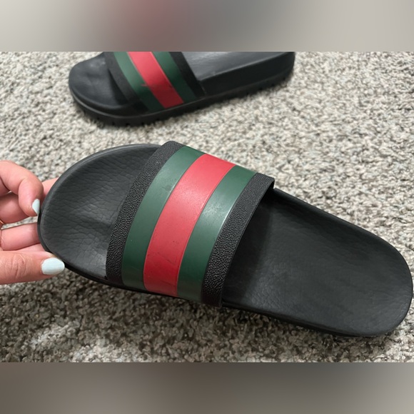 Gucci Men Slides with Red and Green Stripes - Picture 6 of 16